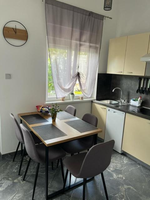 Apartman Laura Драмаль Номер фото
